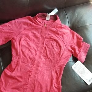 NWT Lululemon Leader of the Pack Cycle Jersey